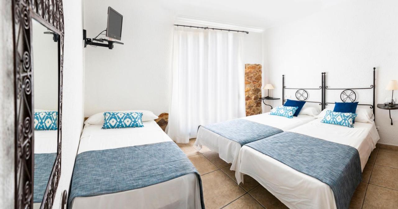 Hostal Tres Molins Jesus Pobre Bagian luar foto